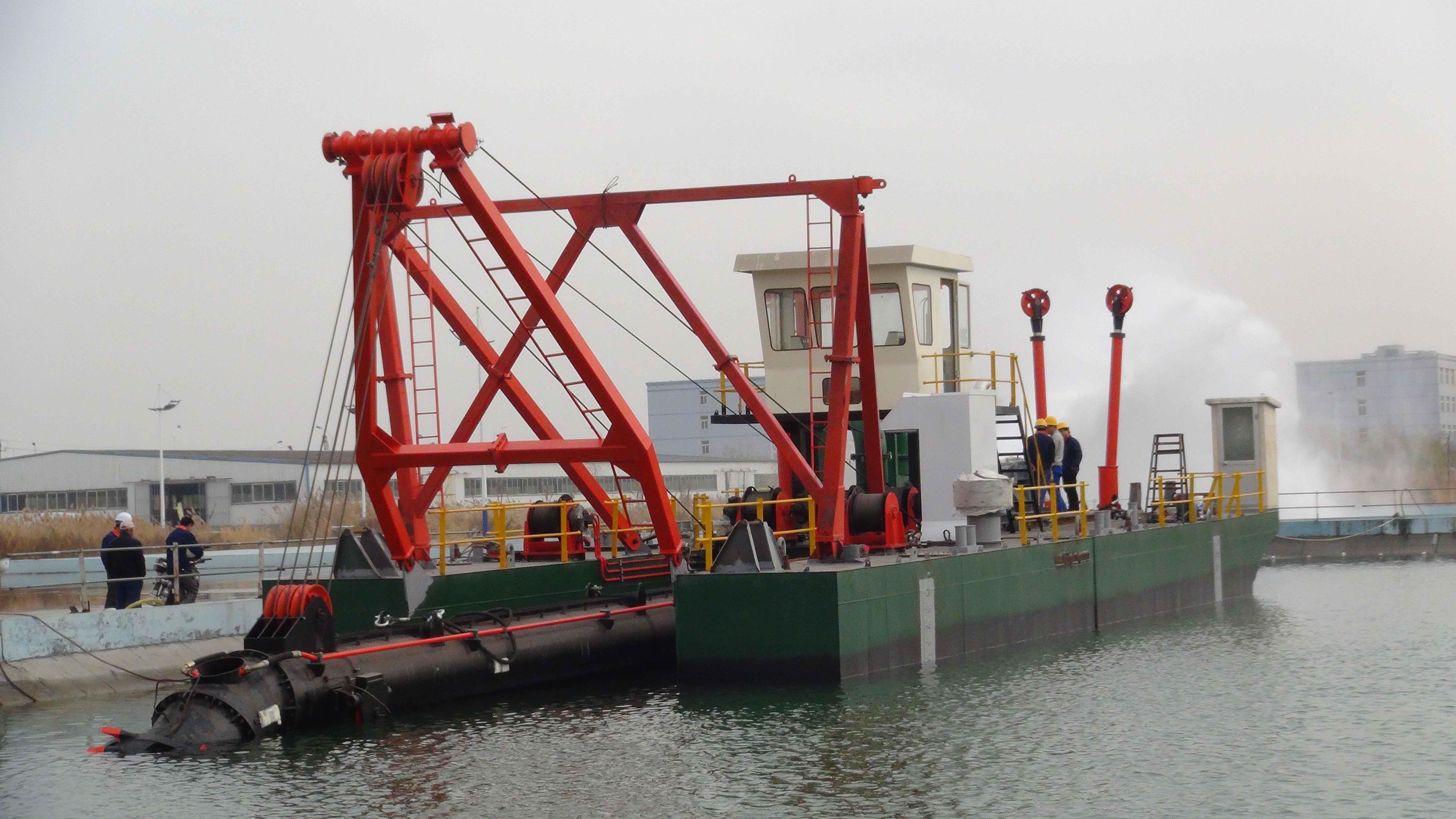 A dredging method often used in underwater operation of mechanical cutter suction dredger