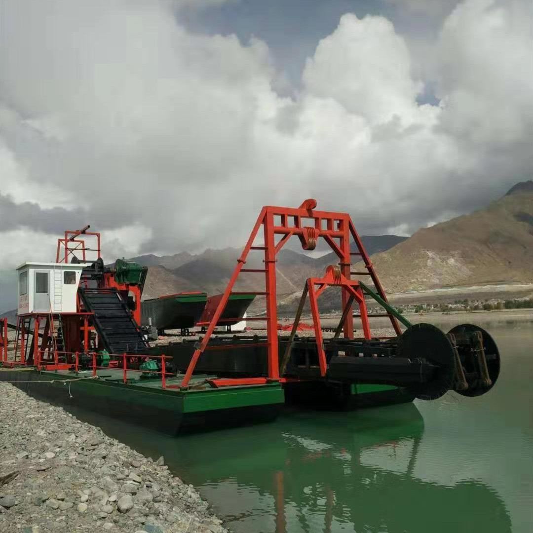 River mining machinery